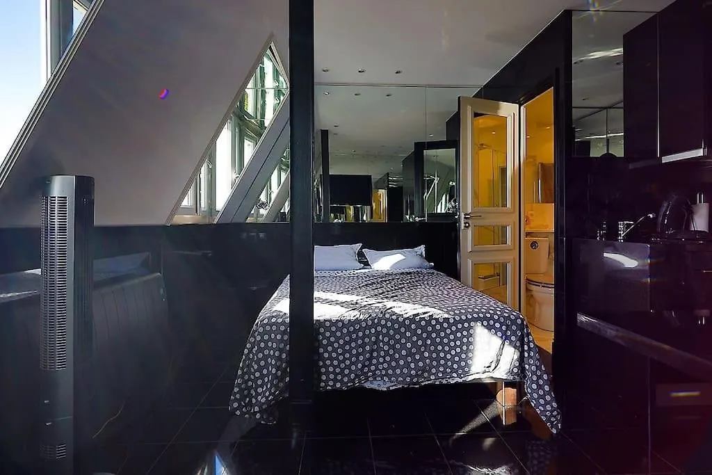 Studio De Luxe Paris France